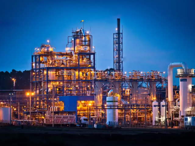 Mineral oils converted into green fuels